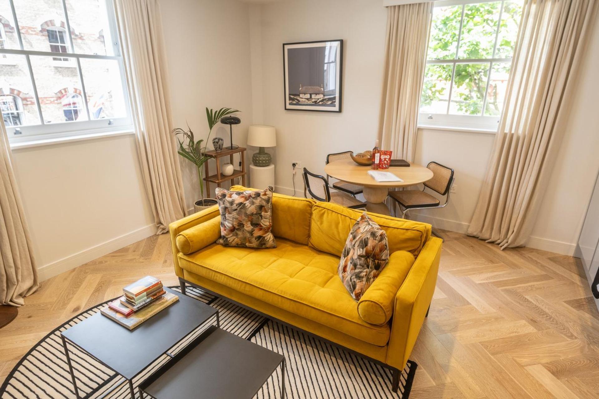 Modern, Stylish Newly Refurbished 2Nd Floor Apartment In Fitzrovia 伦敦 外观 照片