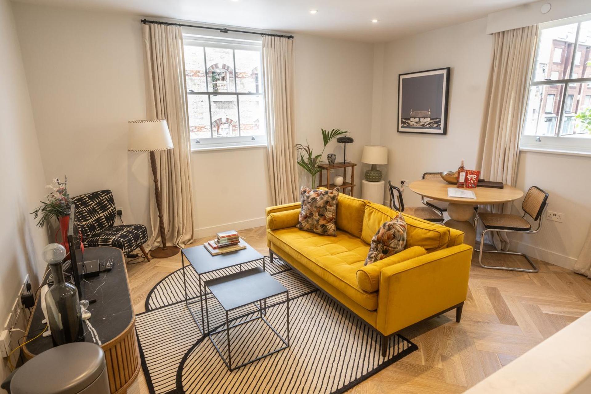Modern, Stylish Newly Refurbished 2Nd Floor Apartment In Fitzrovia 伦敦 外观 照片