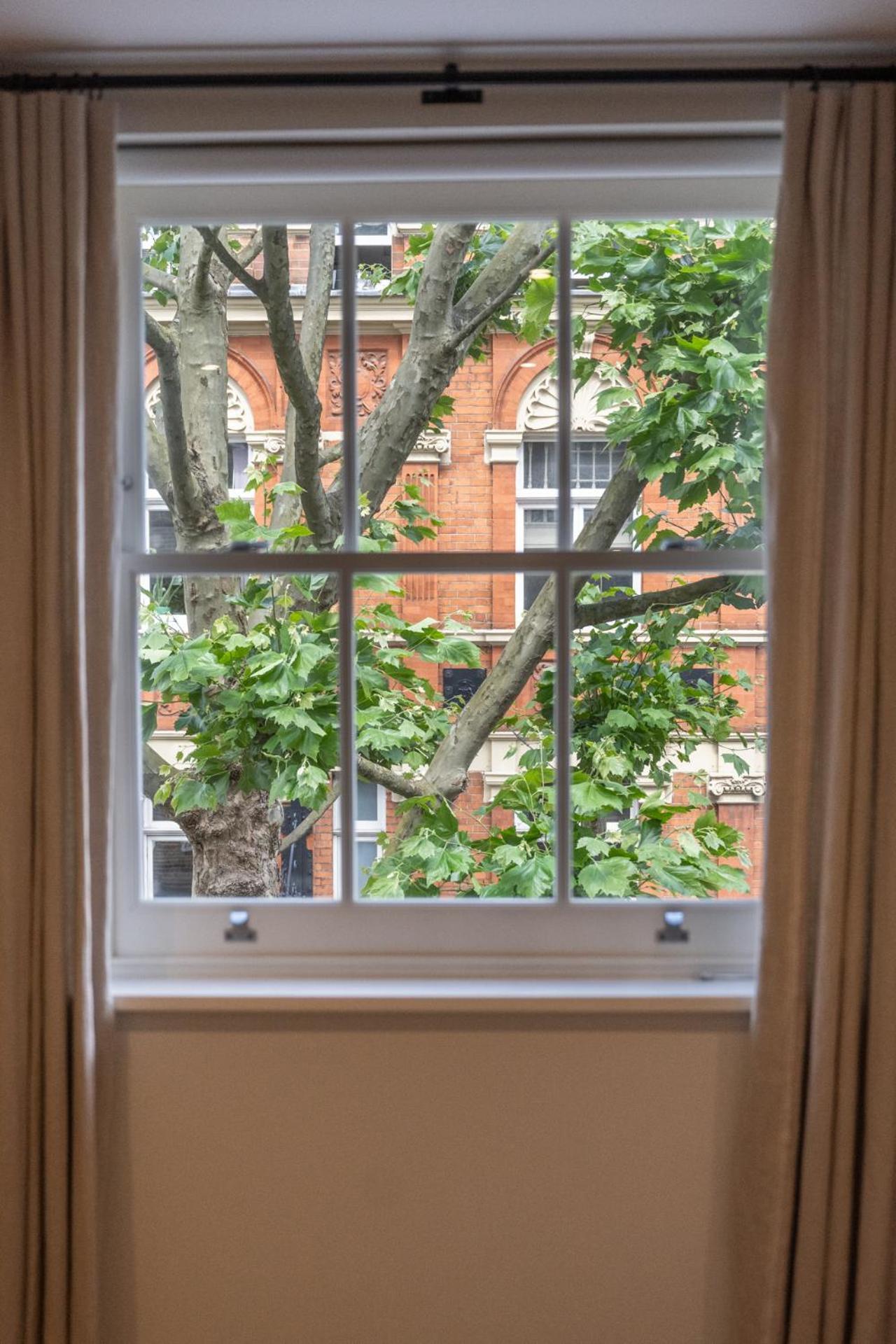 Modern, Stylish Newly Refurbished 2Nd Floor Apartment In Fitzrovia 伦敦 外观 照片